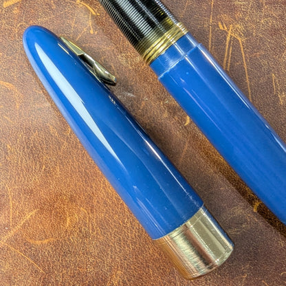 1948 Persian blue Sheaffer Triumph Tuckaway Valiant - extra-fine point