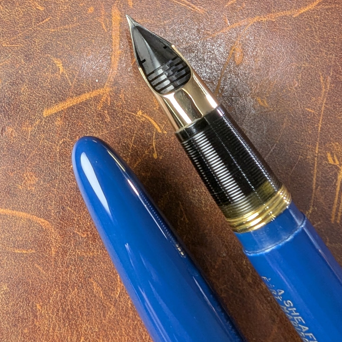 1948 Persian blue Sheaffer Triumph Tuckaway Valiant - extra-fine point