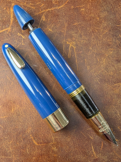 1948 Persian blue Sheaffer Triumph Tuckaway Valiant - extra-fine point