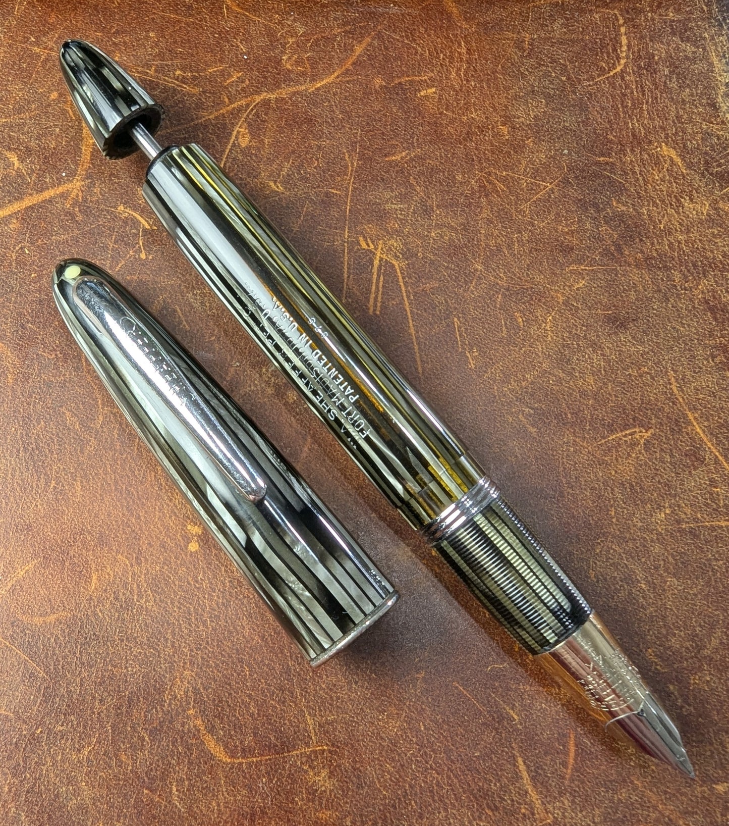 1943-5 Gray Pearl Sheaffer Triumph Sovereign - fine point