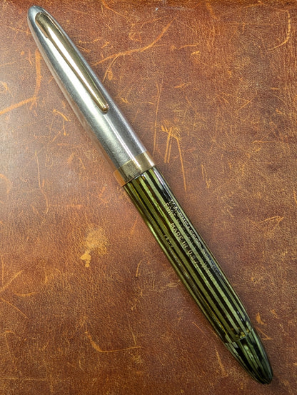 1943-5 Gray Pearl Sheaffer Triumph Sentinel fountain pen - fine nib