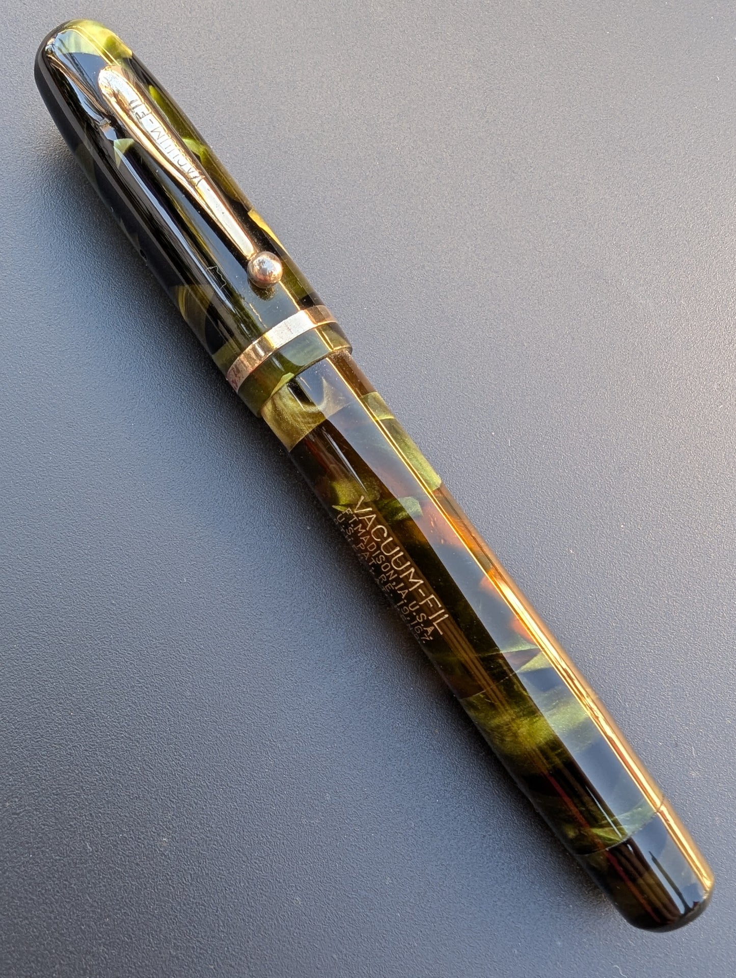 ~1934-5 Large (Oversize) Marine Green VACUUM-FIL