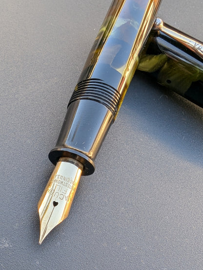 ~1934-5 Large (Oversize) Marine Green VACUUM-FIL