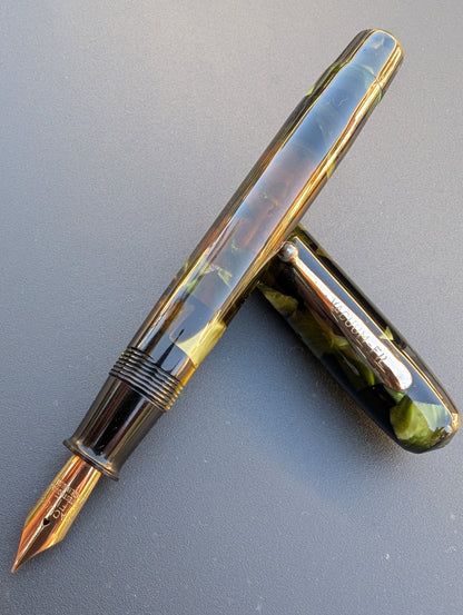 ~1934-5 Large (Oversize) Marine Green VACUUM-FIL