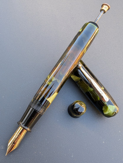 ~1934-5 Large (Oversize) Marine Green VACUUM-FIL