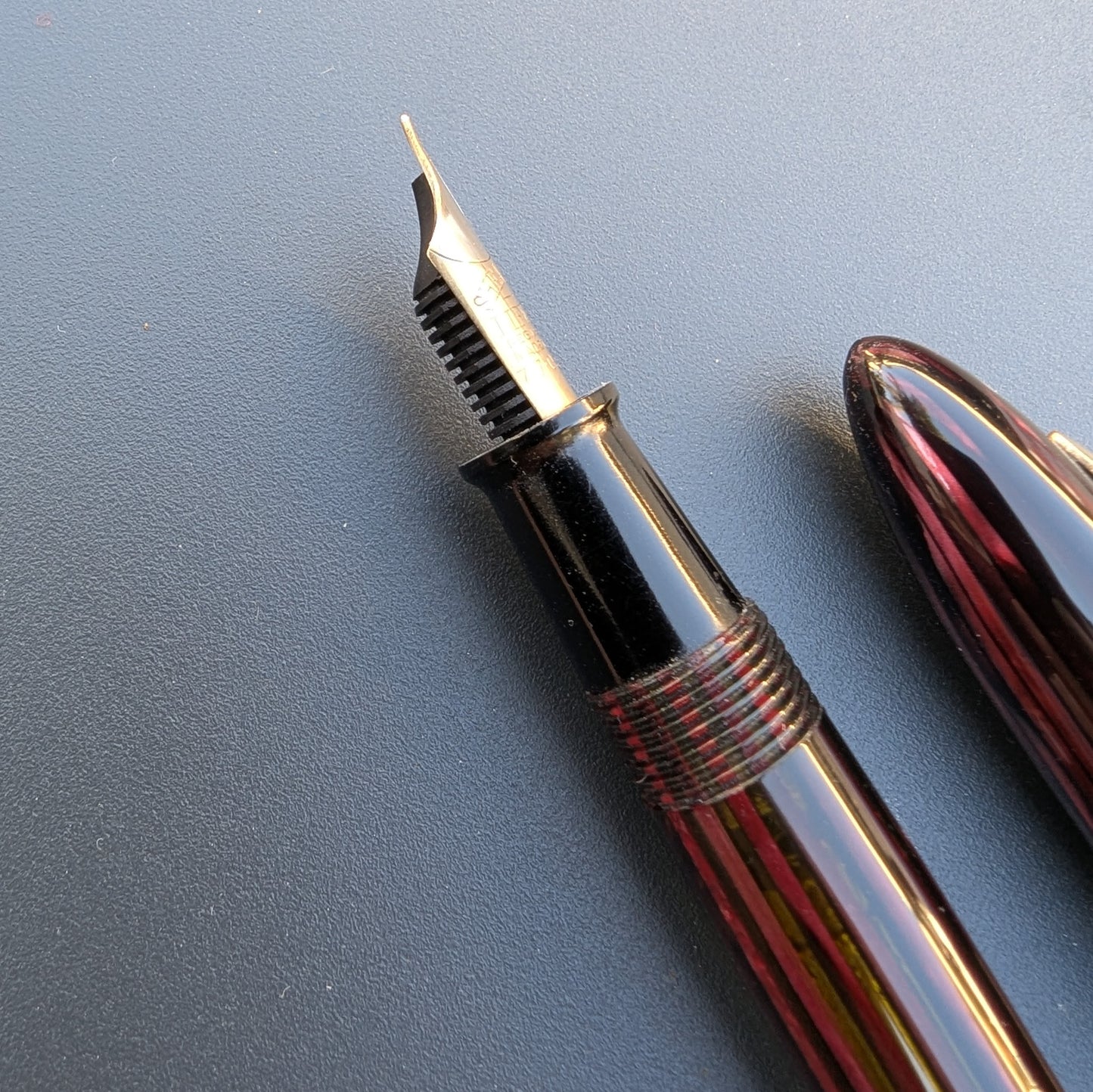 1941 Carmine Sheaffer Balance Statesman - medium-fine point