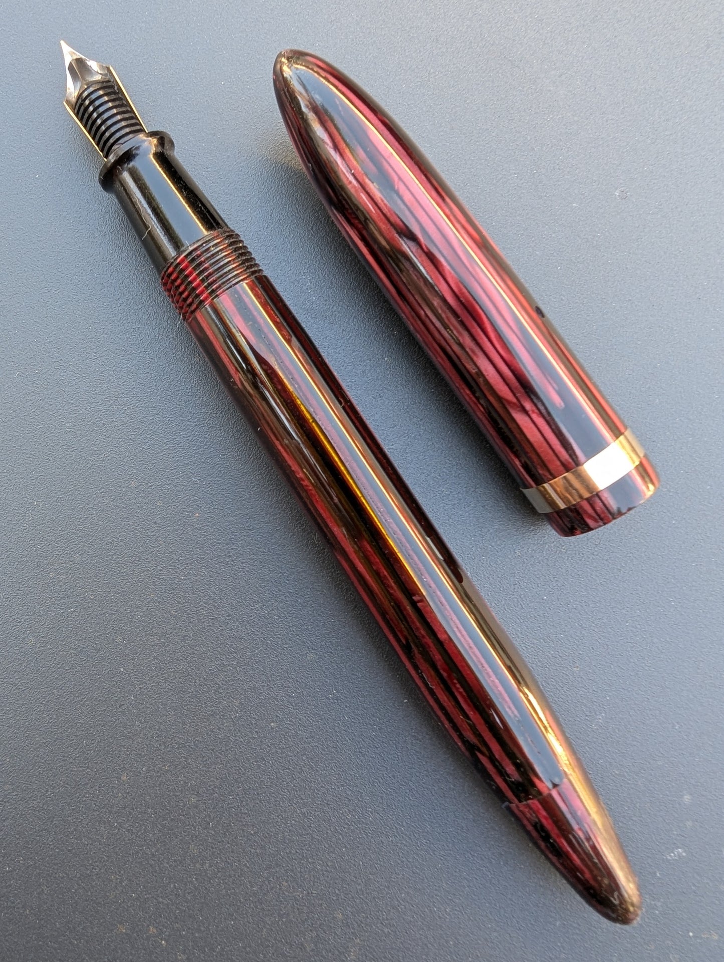 1941 Carmine Sheaffer Balance Statesman - medium-fine point