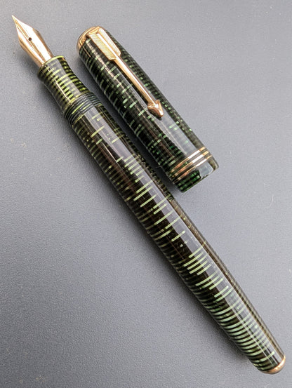 1939 Emerald Pearl Parker Vacumatic Major - fine+ point