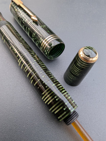 1939 Emerald Pearl Parker Vacumatic Major - fine+ point