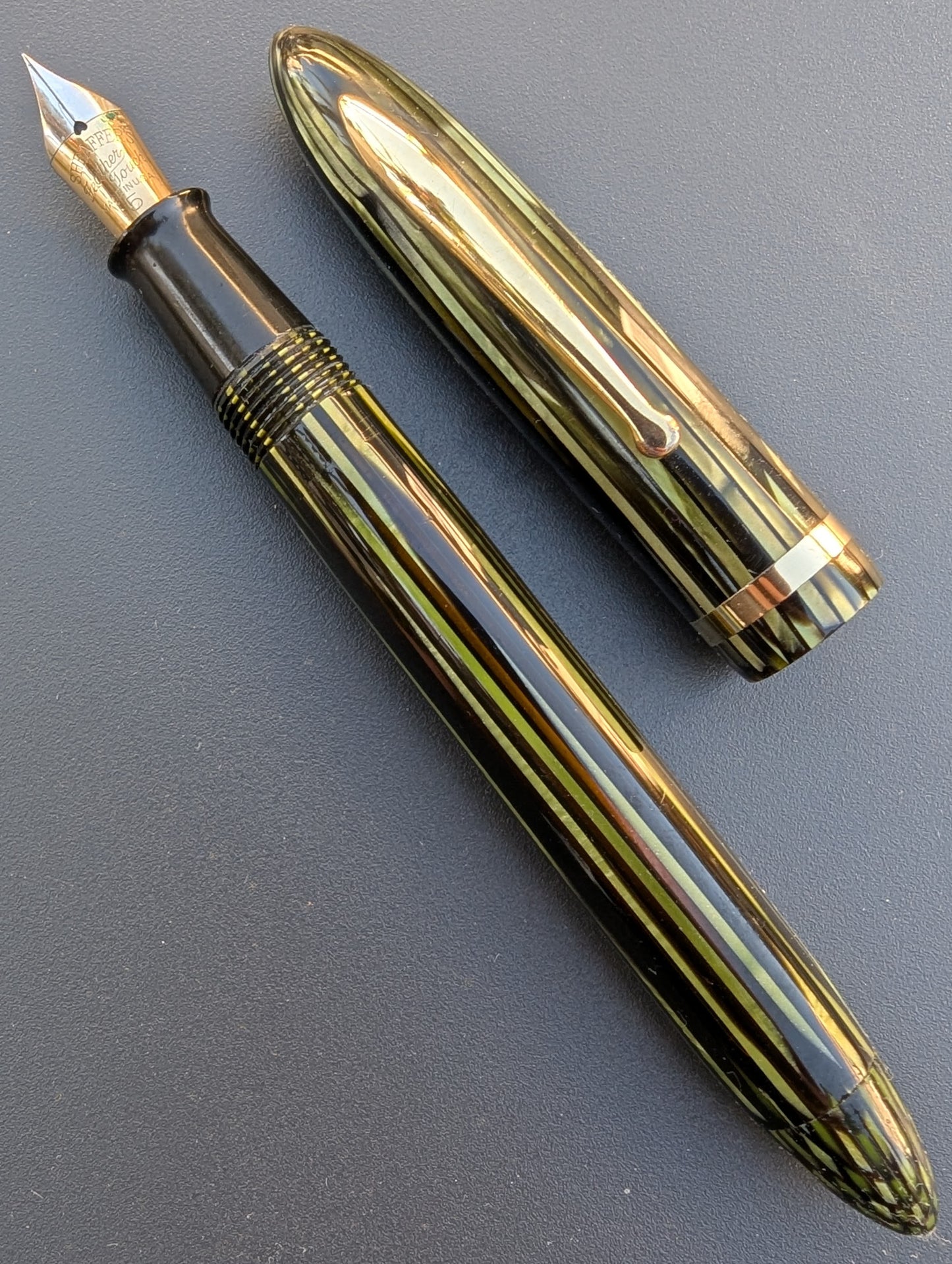 1938-41 Marine Green Sheaffer Balance Admiral - XXF-XF point