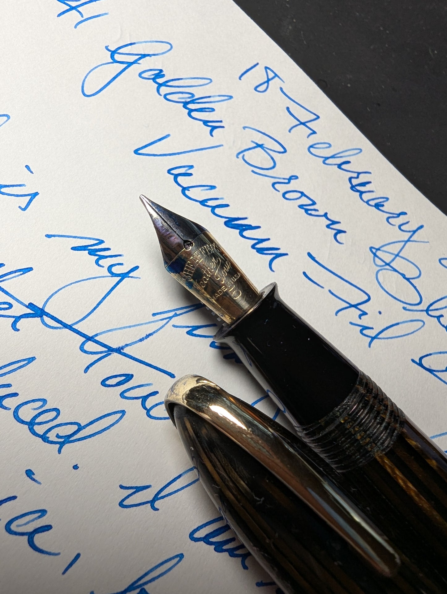 1941 Golden Brown Sheaffer Balance Defender - fine point