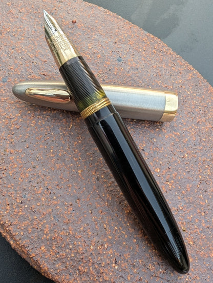 1948 Black Sheaffer Tuckaway Sentinel Deluxe - Vacuum-Fil - fine point