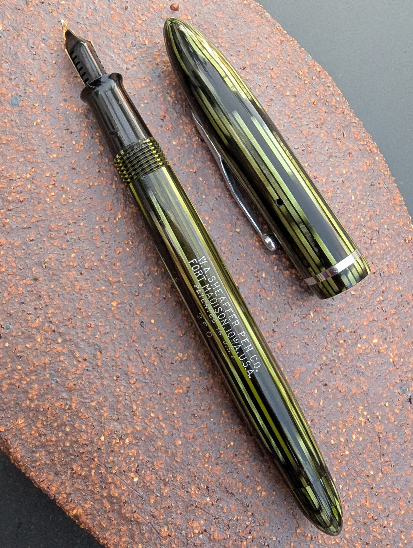 Marine Green Sheaffer Balance long Junior - fine point
