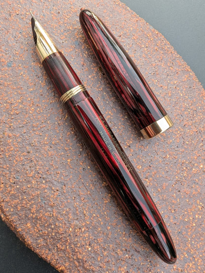 1943-5 Carmine Sheaffer Triumph Statesman - fine point