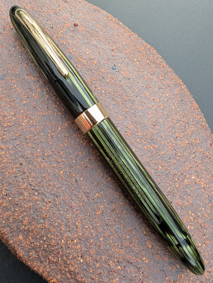 ~1947 Marine Green Sheaffer Triumph Statesman - stubby fine point