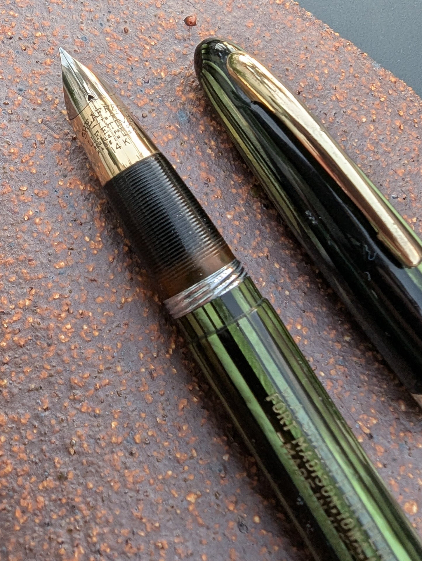 ~1947 Marine Green Sheaffer Triumph Statesman - stubby fine point