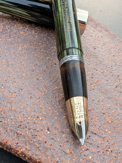 ~1947 Marine Green Sheaffer Triumph Statesman - stubby fine point