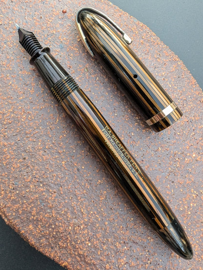 1941 Golden Brown Sheaffer Balance Defender - fine point