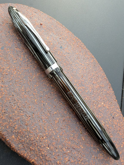 ~1936-7 Gray Pearl Sheaffer Balance Sovereign Fountain Pen - medium point