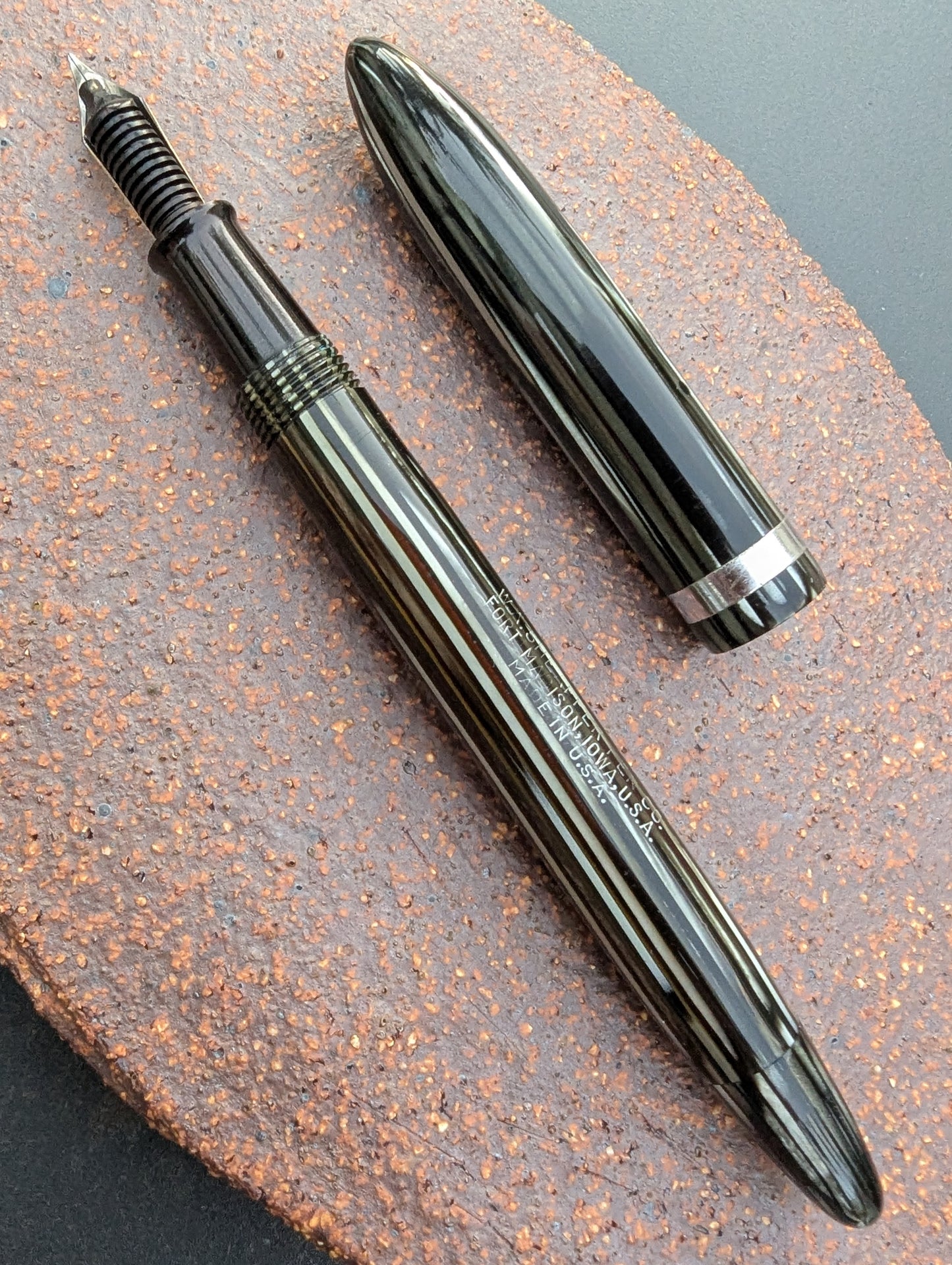 ~1936-7 Gray Pearl Sheaffer Balance Sovereign Fountain Pen - medium point