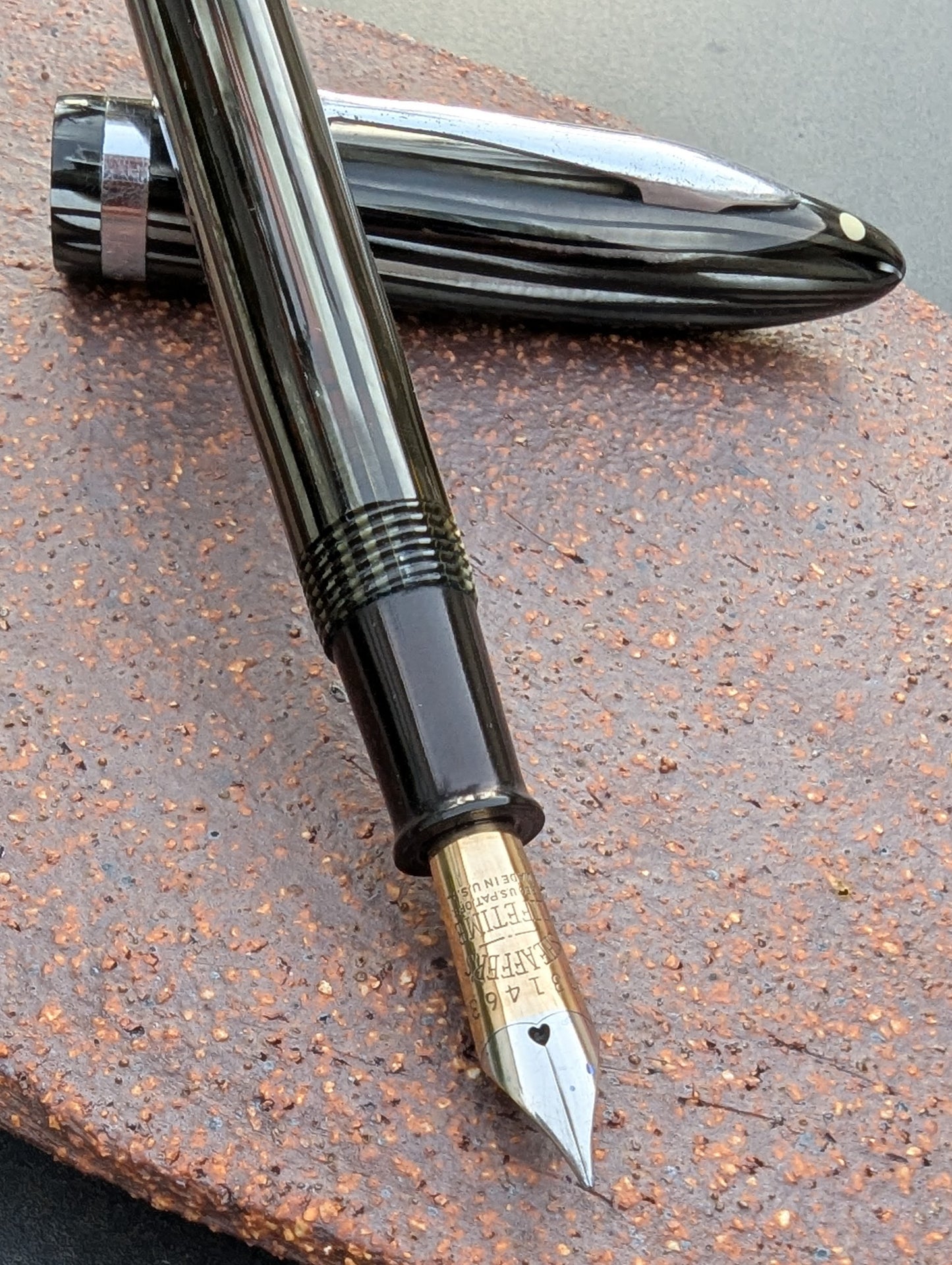 ~1936-7 Gray Pearl Sheaffer Balance Sovereign Fountain Pen - medium point