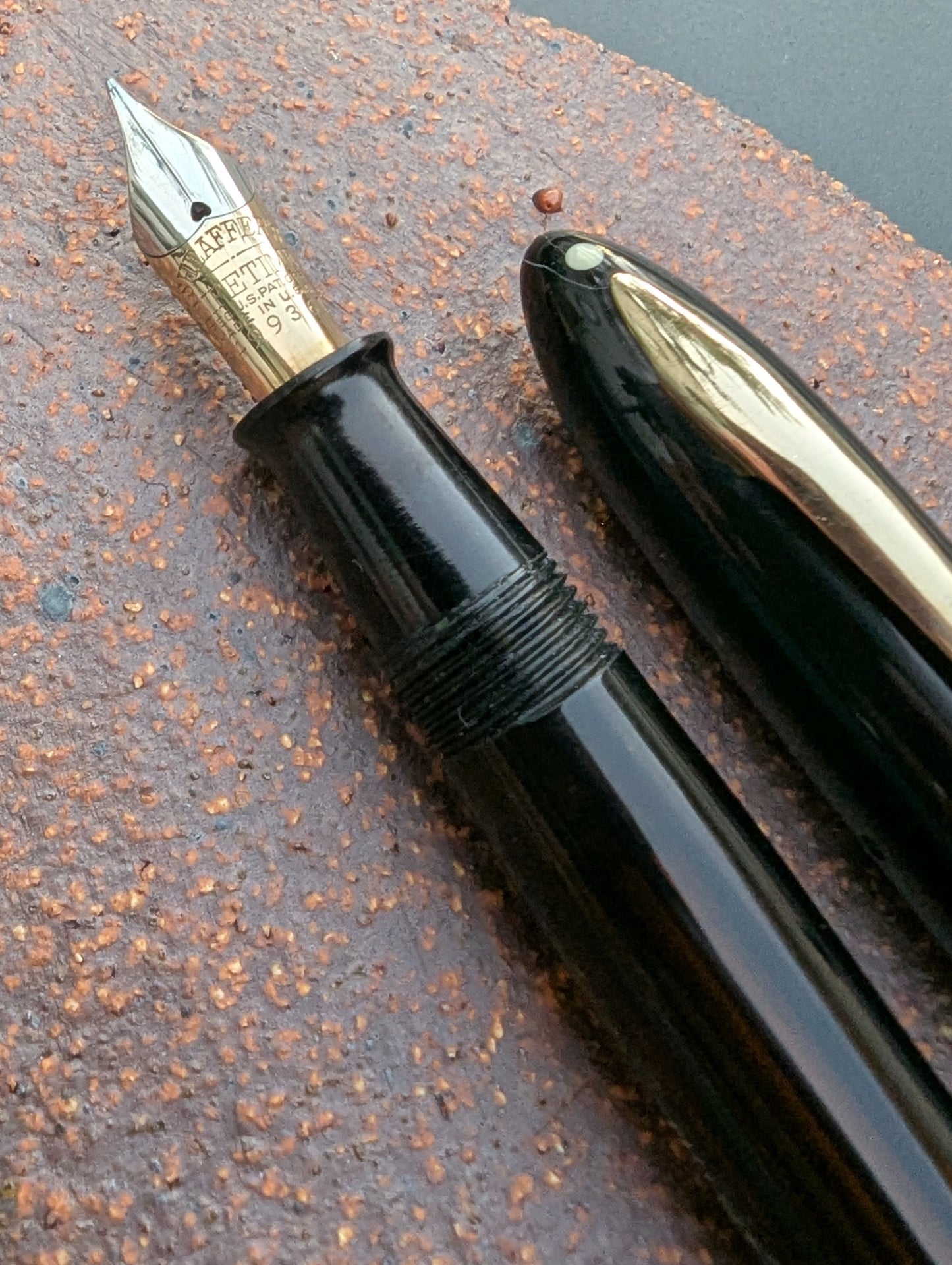 Black Sheaffer Balance Statesman - medium point