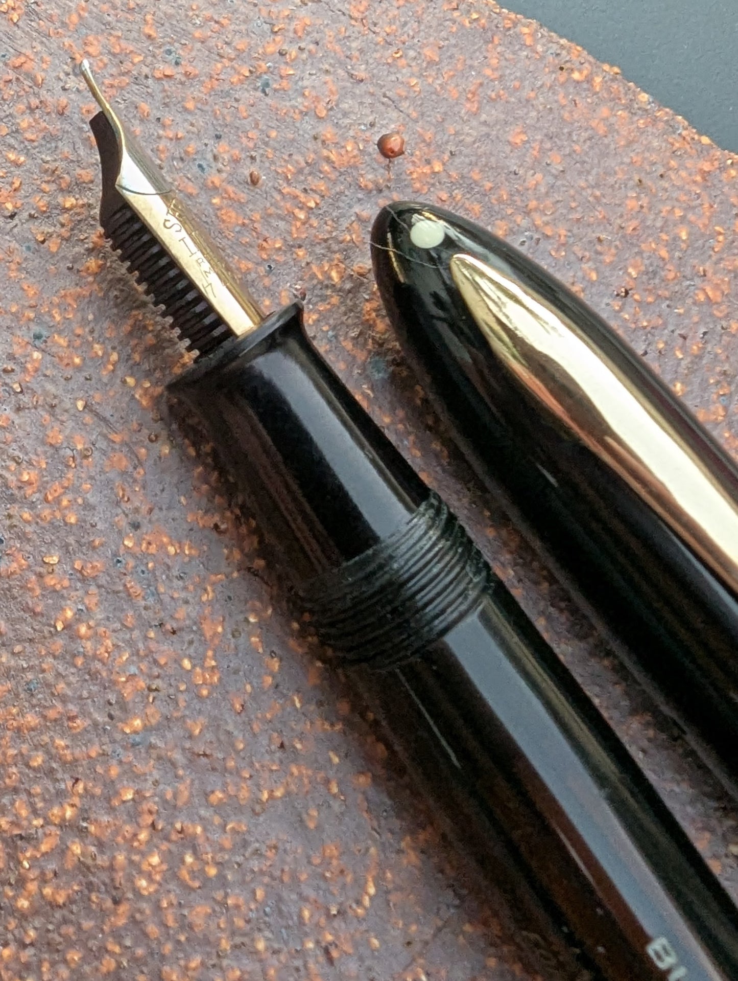 Black Sheaffer Balance Statesman - medium point