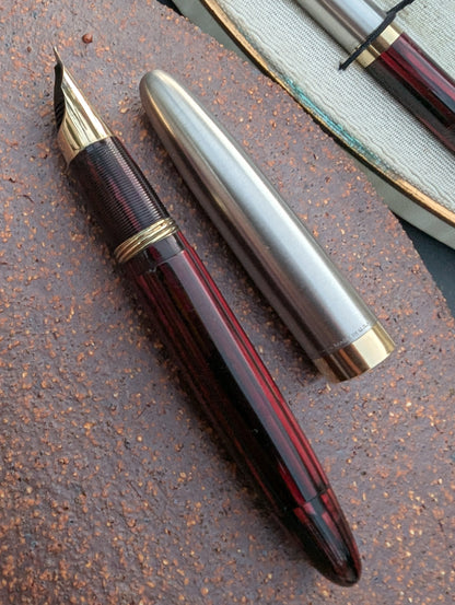 ~1943 Carmine Sheaffer Tuckaway Sentinel fountain pen & pencil - fine-mediun point