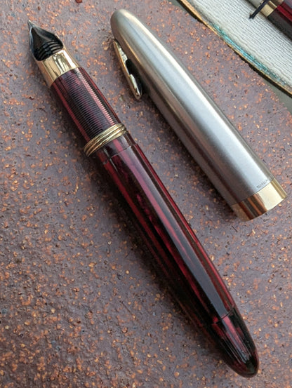 ~1943 Carmine Sheaffer Tuckaway Sentinel fountain pen & pencil - fine-mediun point