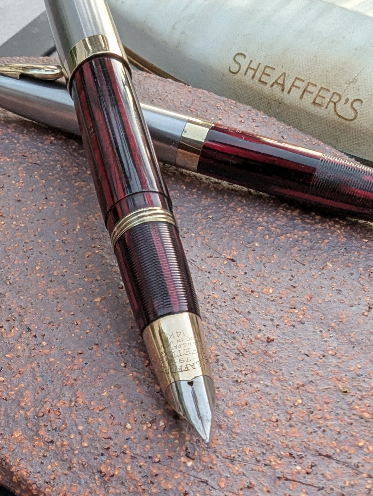 ~1943 Carmine Sheaffer Tuckaway Sentinel fountain pen & pencil - fine-mediun point