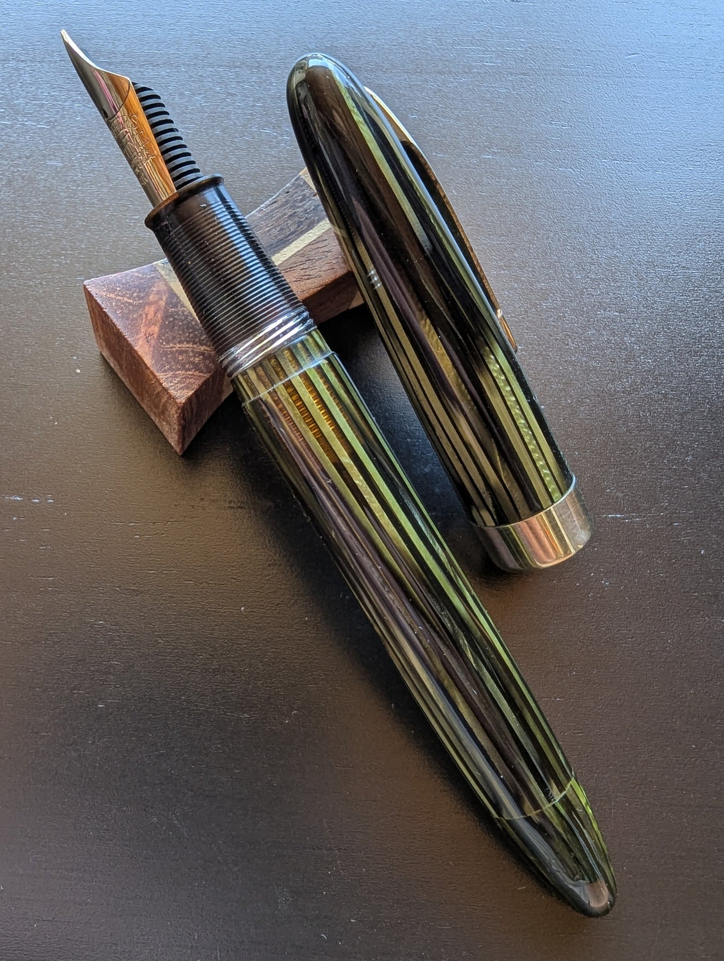 1947 Marine Green Sheaffer Sovereign fountain pen - Vacuum-Fil - stubby fine point