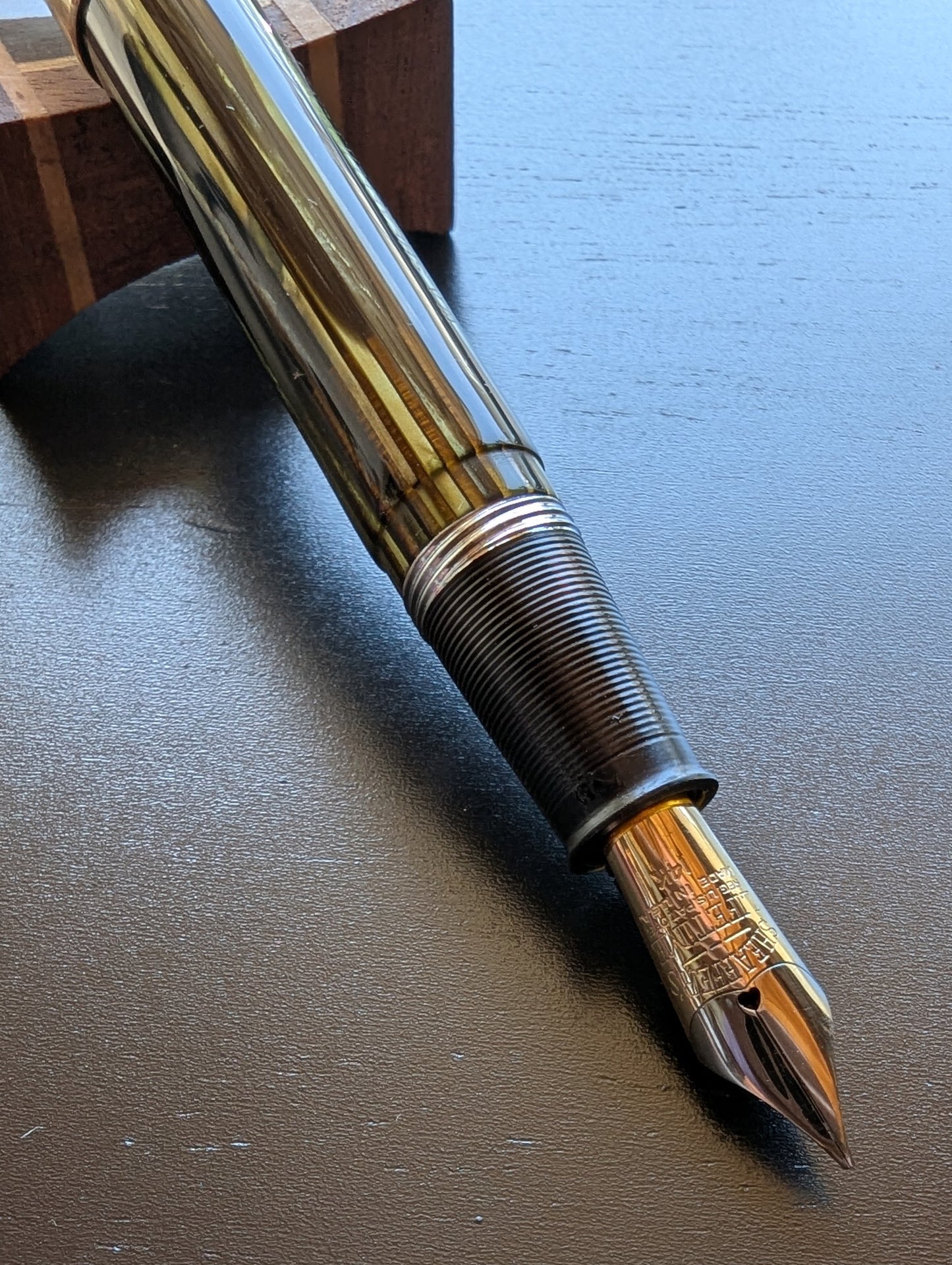 1947 Marine Green Sheaffer Sovereign fountain pen - Vacuum-Fil - stubby fine point