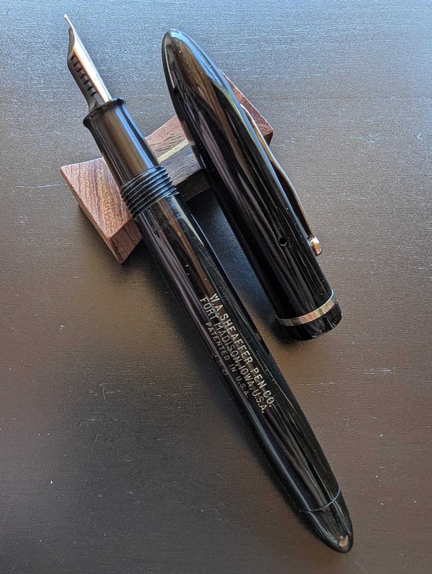 Black Sheaffer Craftsman fountain pen - medium Gregg point