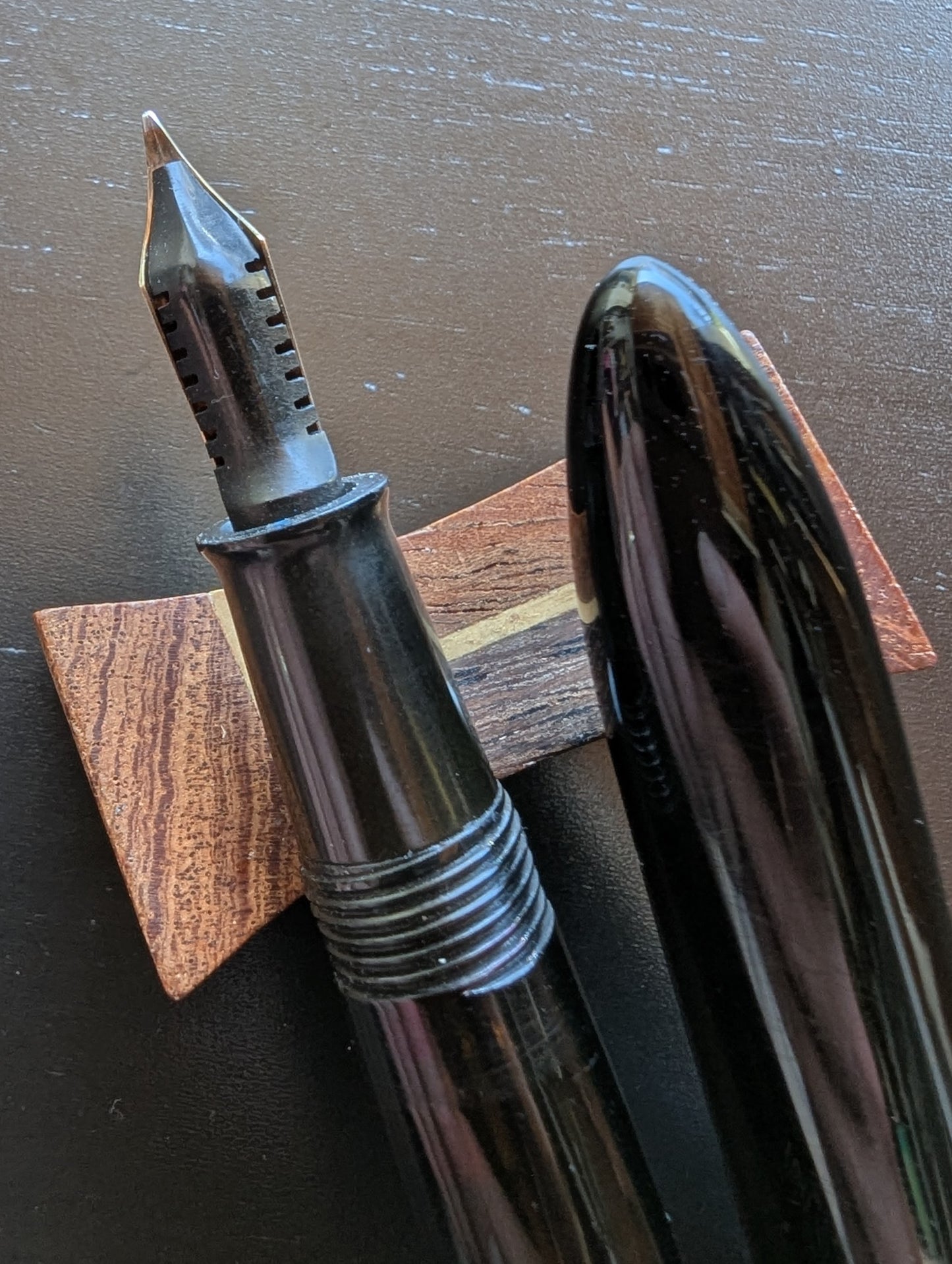 Black Sheaffer Craftsman fountain pen - medium Gregg point