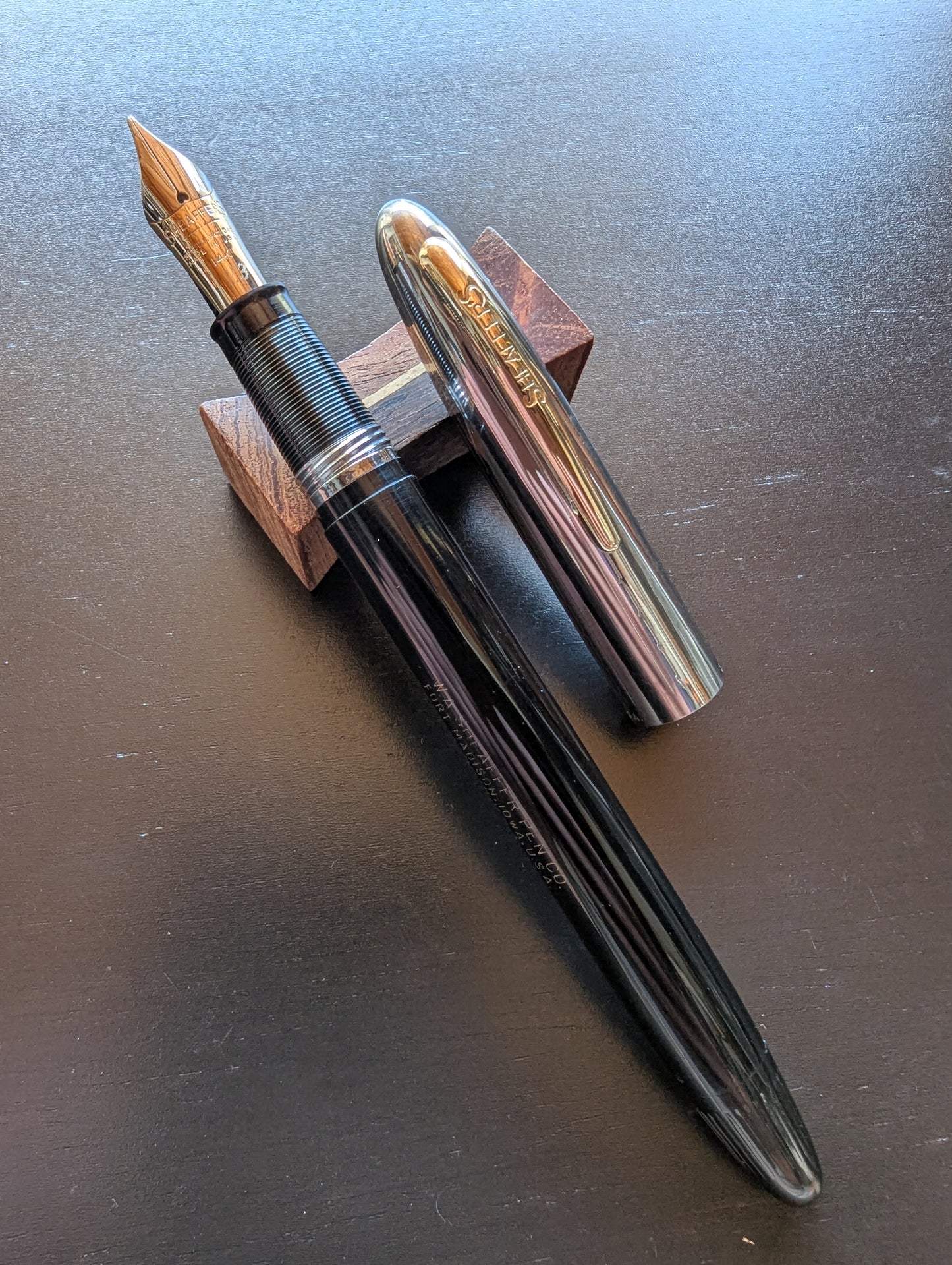 Black Sheaffer Snorkel Sovereign - medium point