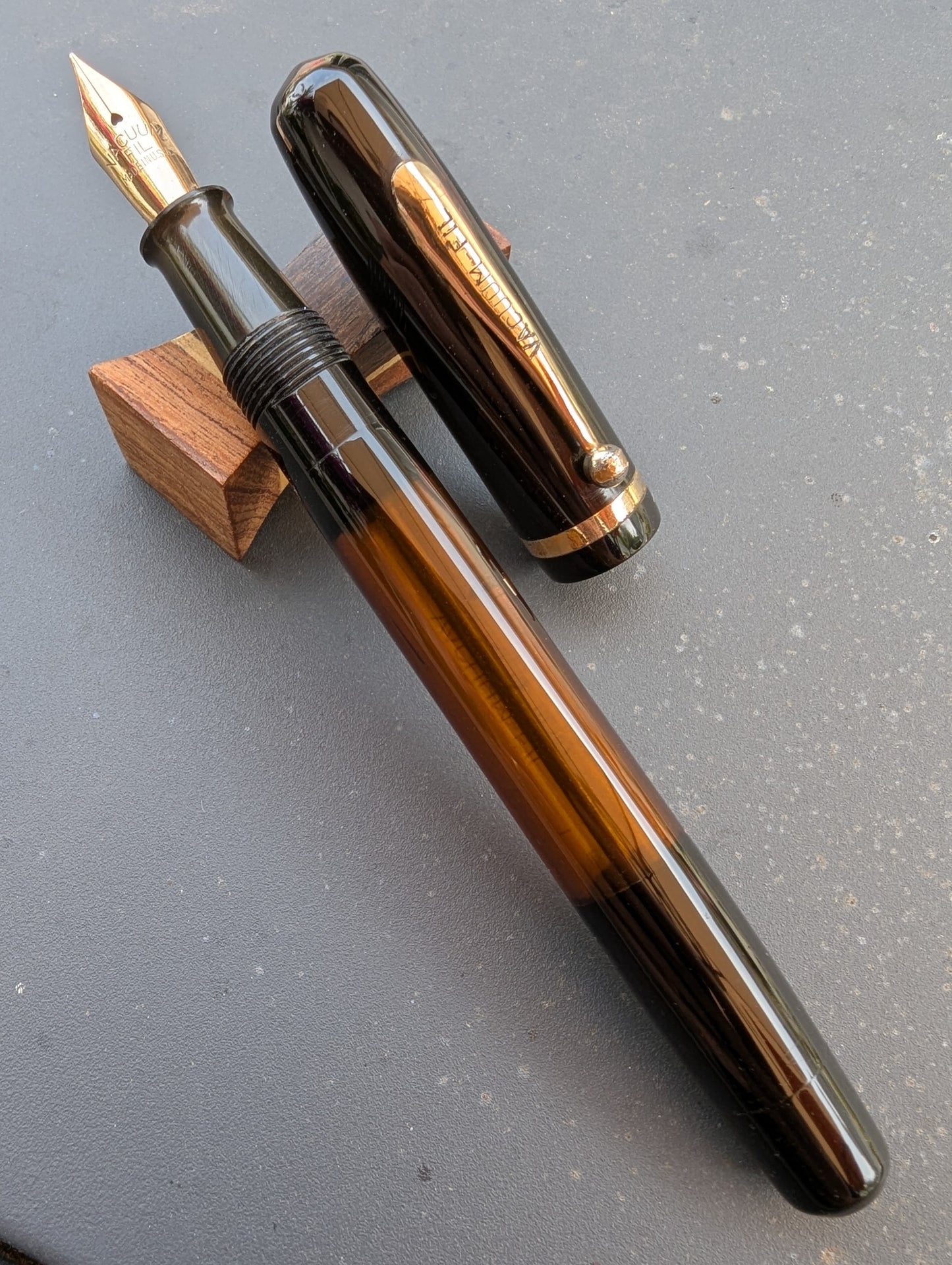 ~1934 Black full size VACUUM-FIL - fine point