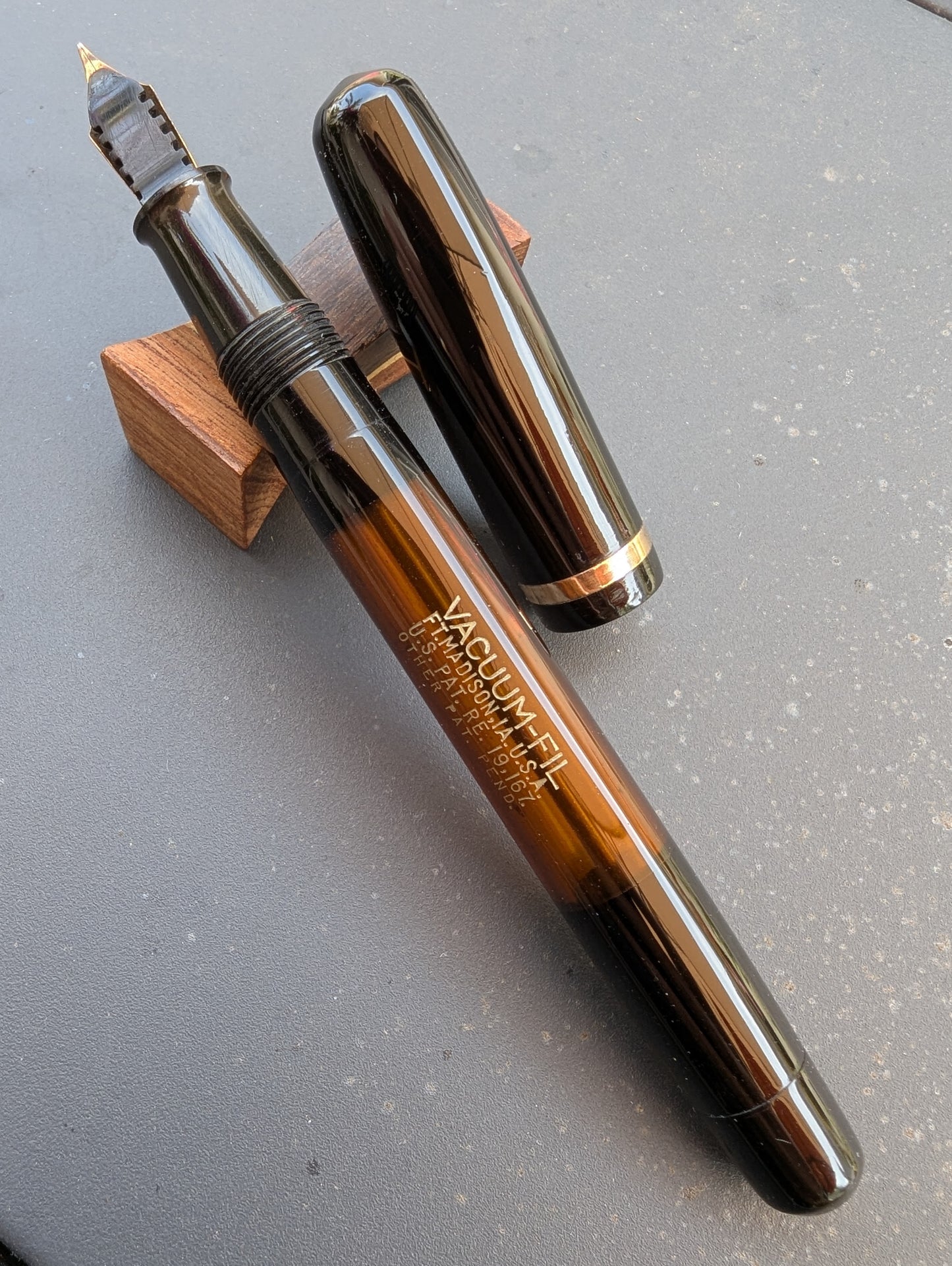 ~1934 Black full size VACUUM-FIL - fine point