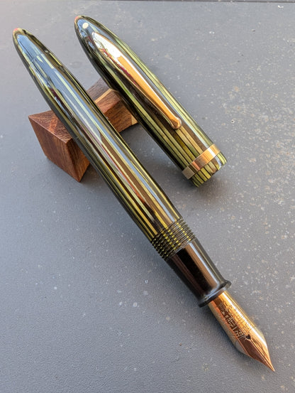 Marine Green Sheaffer Balance Statesman - extra-fine point