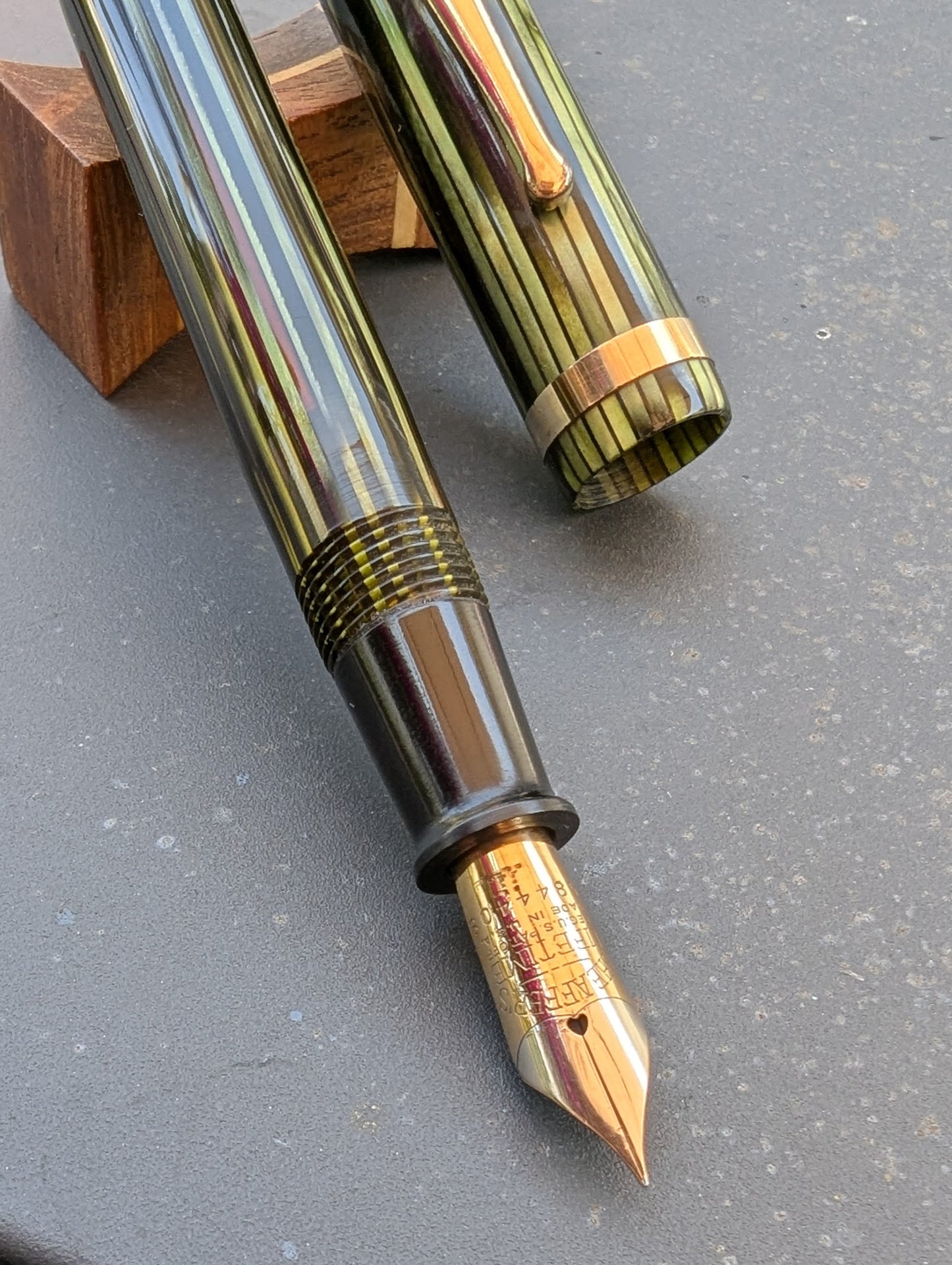 Marine Green Sheaffer Balance Statesman - extra-fine point