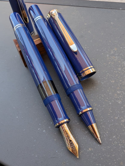 2003 Pelikan Dark Blue M605 fountain pen and R605 rollerball