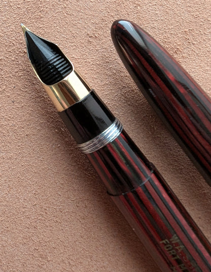 1942 Carmine Sheaffer Triumph - Vacuum-Fil - fine - extra-fine point