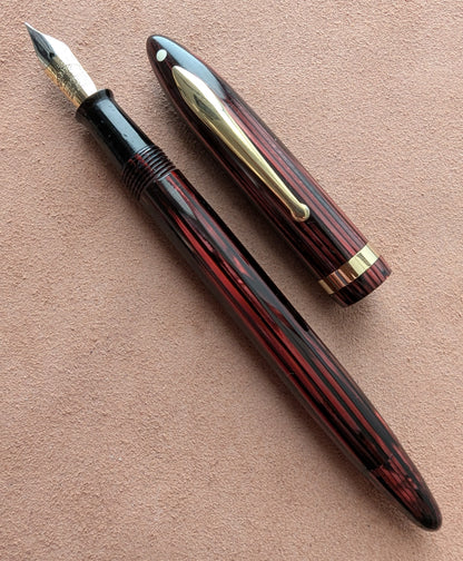 ~1941 Carmine Sheaffer Balance Sovereign Fountain Pen - fine-medium point