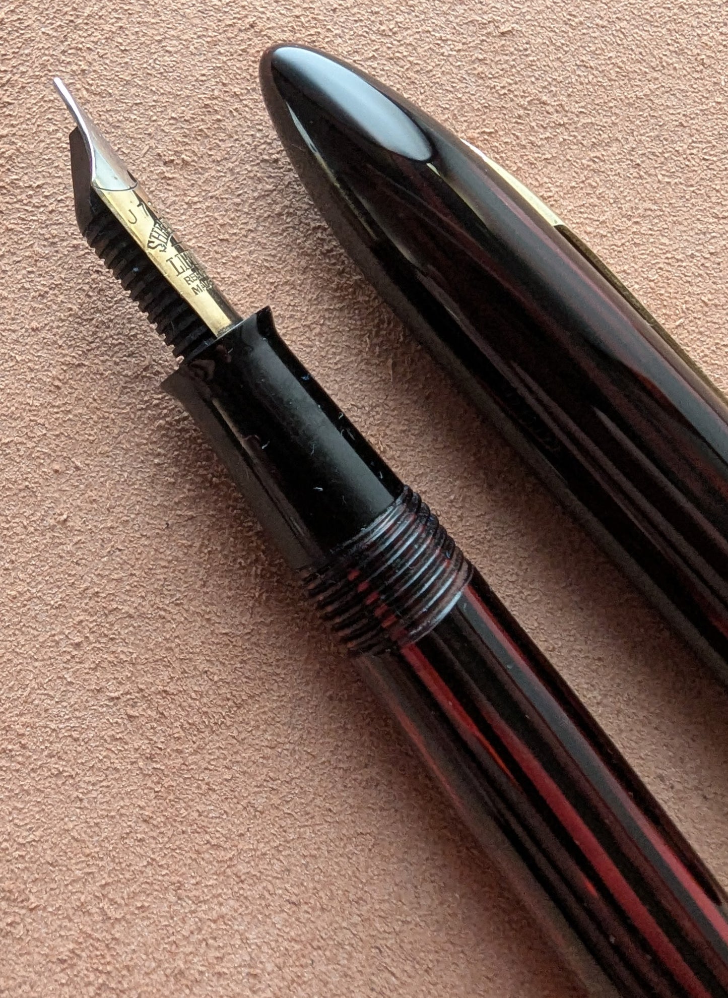 ~1941 Carmine Sheaffer Balance Sovereign Fountain Pen - fine-medium point