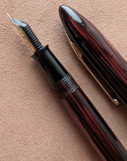 ~1941 Carmine Sheaffer Balance Sovereign Fountain Pen - fine-medium point