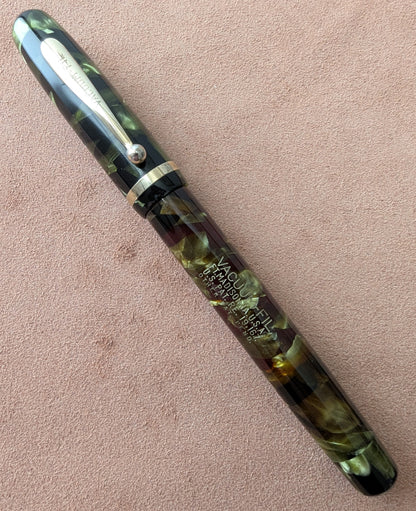 Marine Green VACUUM-FIL standard size fountain pen - fine point