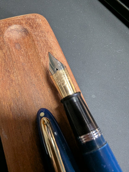 1948 Persian Blue Sheaffer Statesman - Vacuum-Fil - Fine Golden Spade nib
