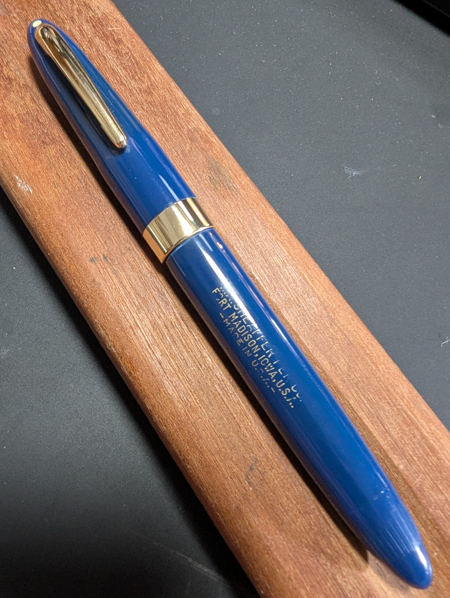 1948 Persian Blue Sheaffer Statesman - Vacuum-Fil - Fine Golden Spade nib