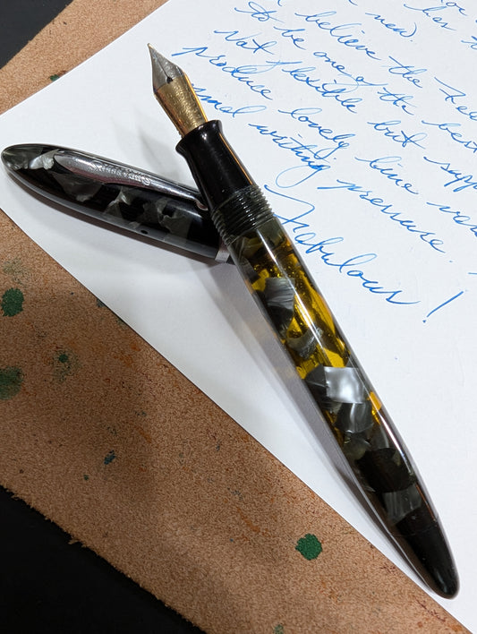 1935 Grey Pearl Sheaffer Balance Feather Touch 5 - soft fine point