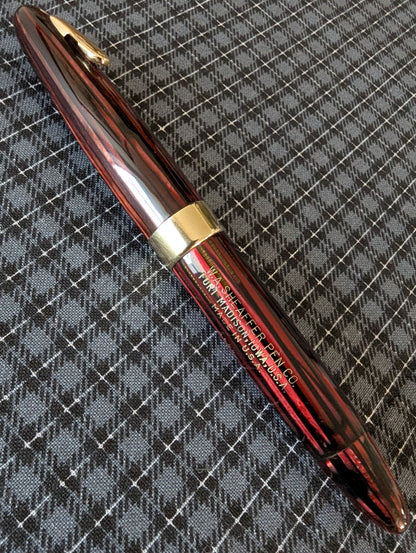 ~1947 Carmine Sheaffer Tuckaway Statesman fountain pen - fine point