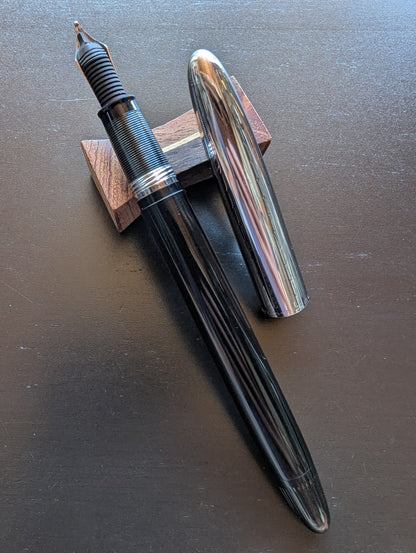 Black Sheaffer Snorkel Sovereign - medium point
